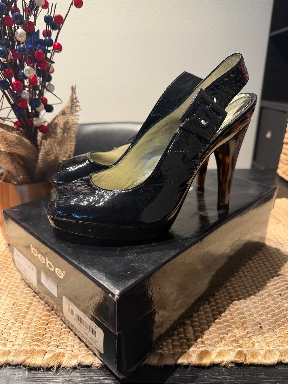 🇺🇸🎉bebe YUM Black Patent Peep-Toe Slingback Heels with Buckle